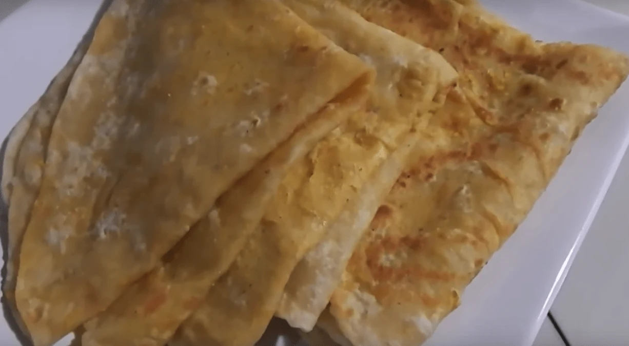 Dalpuri roti — flaky flatbread with seasoned split peas